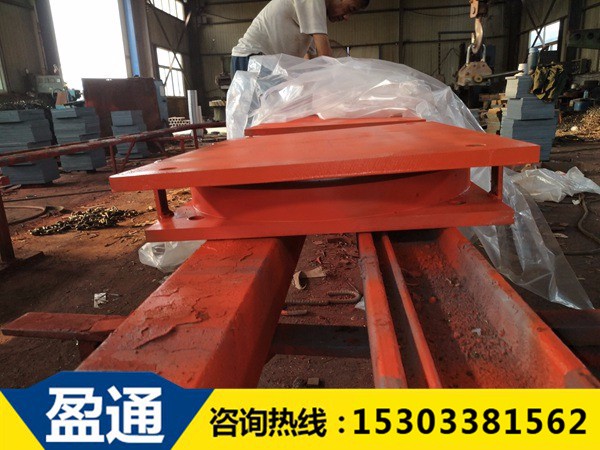 QZ(GBT17955-2000標(biāo)準(zhǔn))系列球型支座